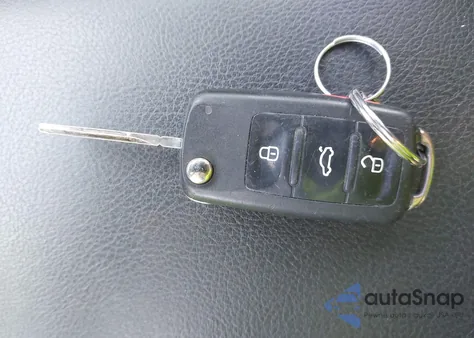 2017 Volkswagen Jetta 1.4T S z USA, uszkodzony, nr VIN 3VW2B7AJ2HM280271